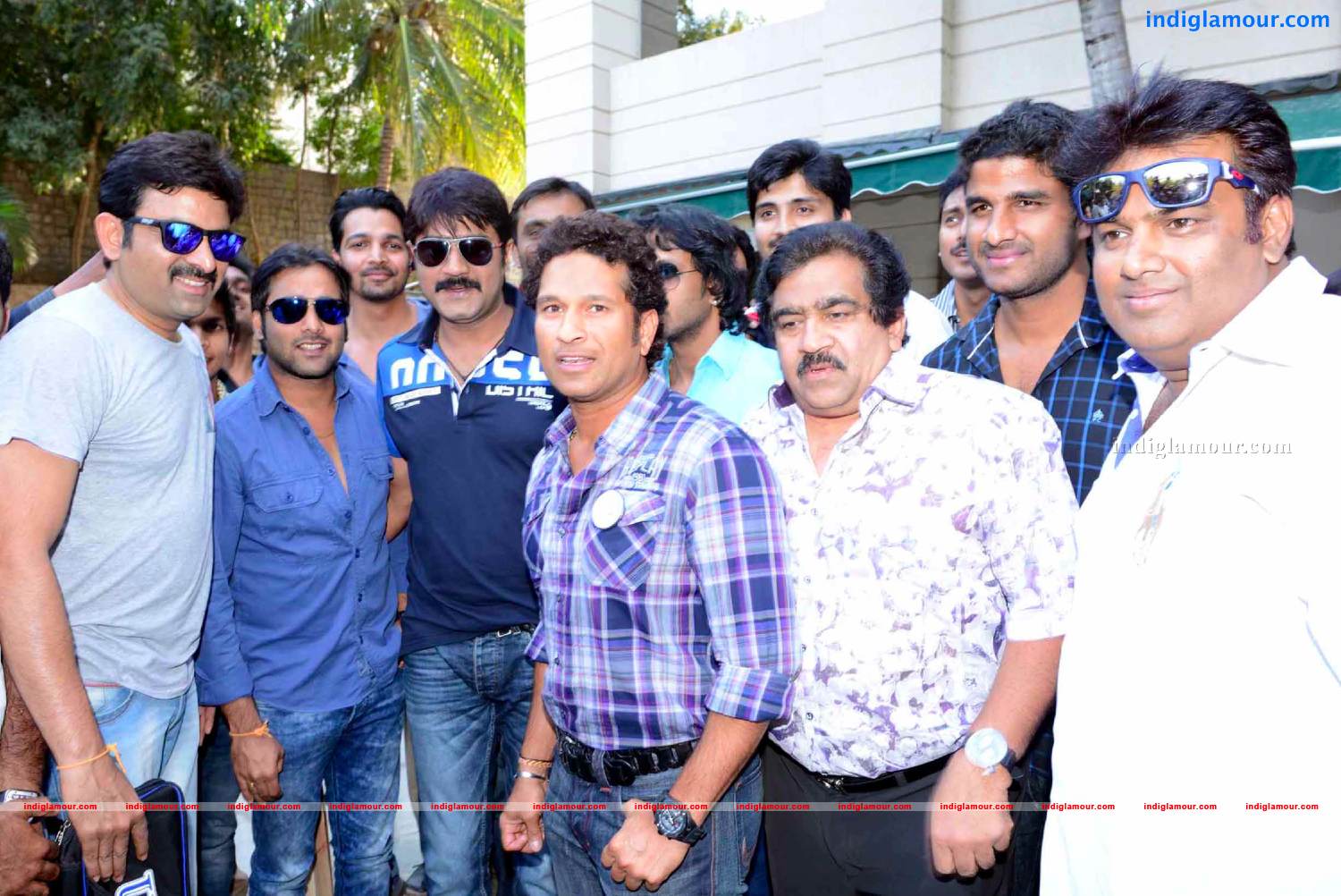 Telugu Warriors Team meet Mr.Sachin And Mr Laxman at ITC Kakatiya Event hd photo