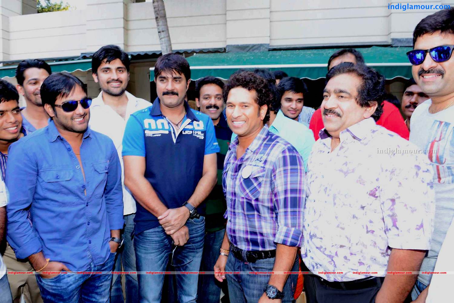 Telugu Warriors Team meet Mr.Sachin And Mr Laxman at ITC Kakatiya Event hd photo