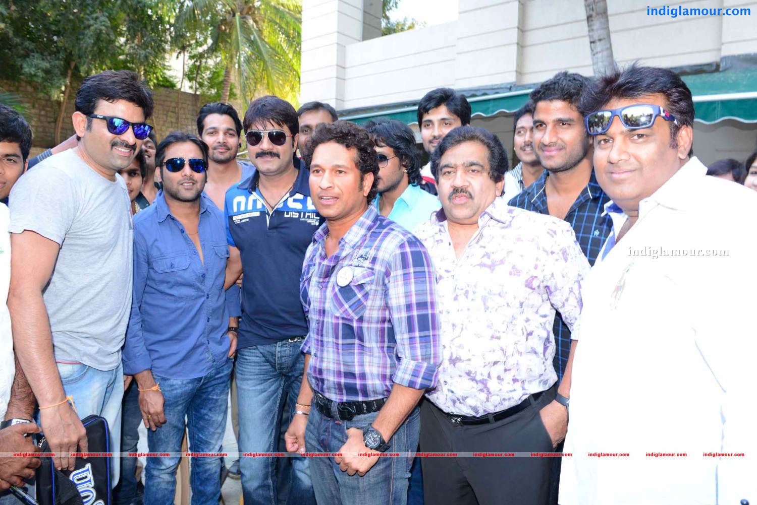 Telugu Warriors Team meet Mr.Sachin And Mr Laxman at ITC Kakatiya Event hd photo