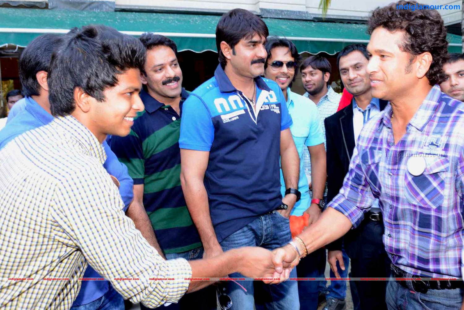 Telugu Warriors Team meet Mr.Sachin And Mr Laxman at ITC Kakatiya Event hd photo