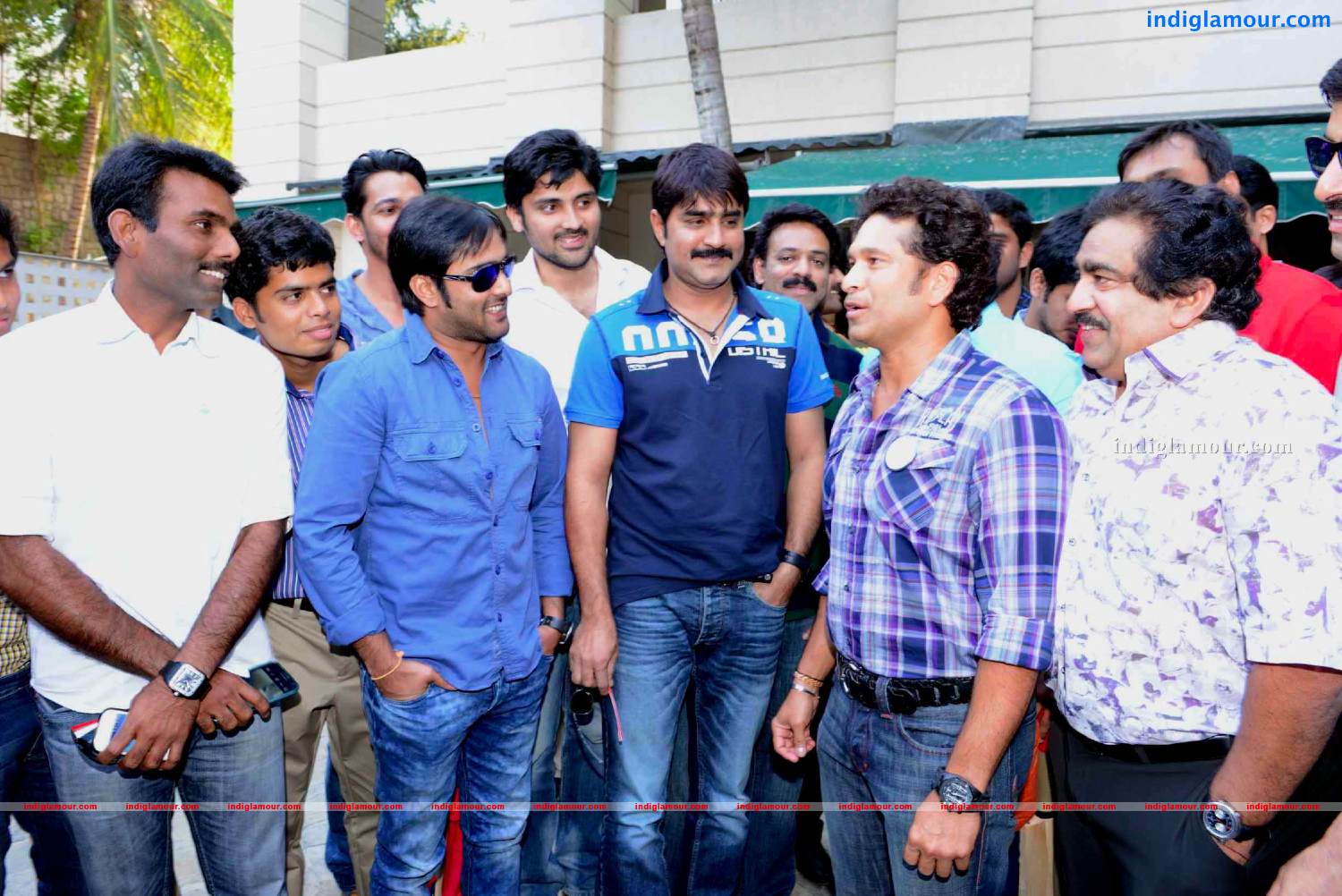 Telugu Warriors Team meet Mr.Sachin And Mr Laxman at ITC Kakatiya Event hd photo