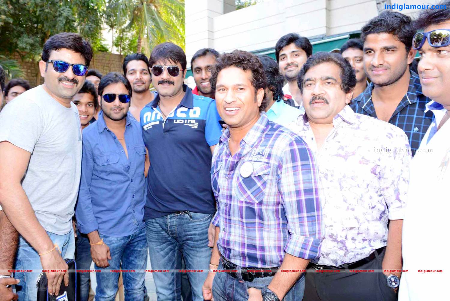 Telugu Warriors Team meet Mr.Sachin And Mr Laxman at ITC Kakatiya Event hd photo