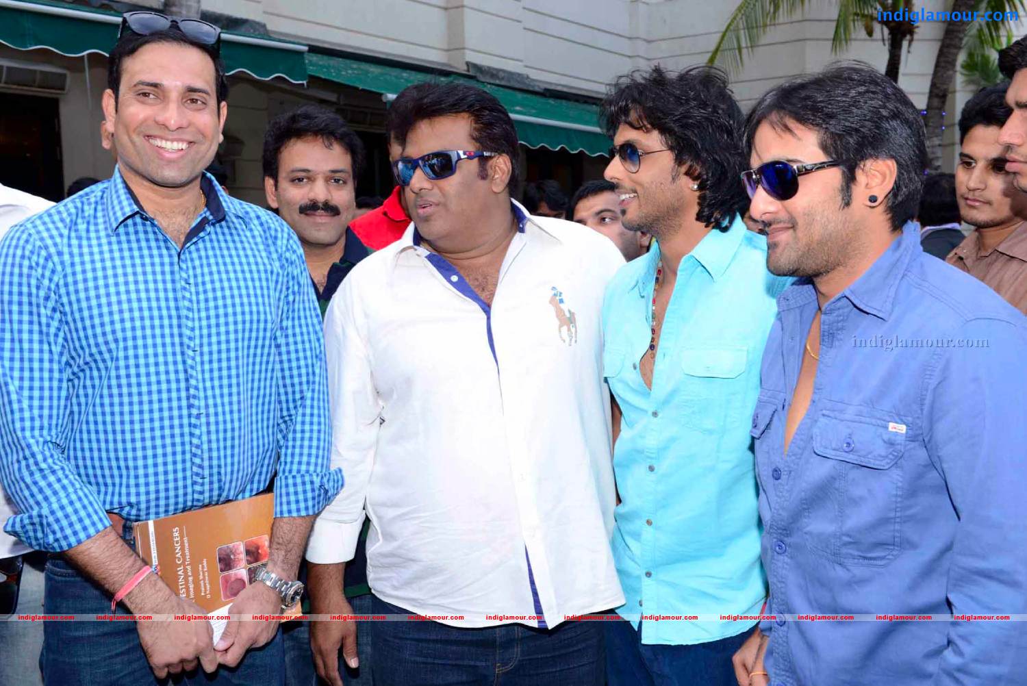 Telugu Warriors Team meet Mr.Sachin And Mr Laxman at ITC Kakatiya Event hd photo