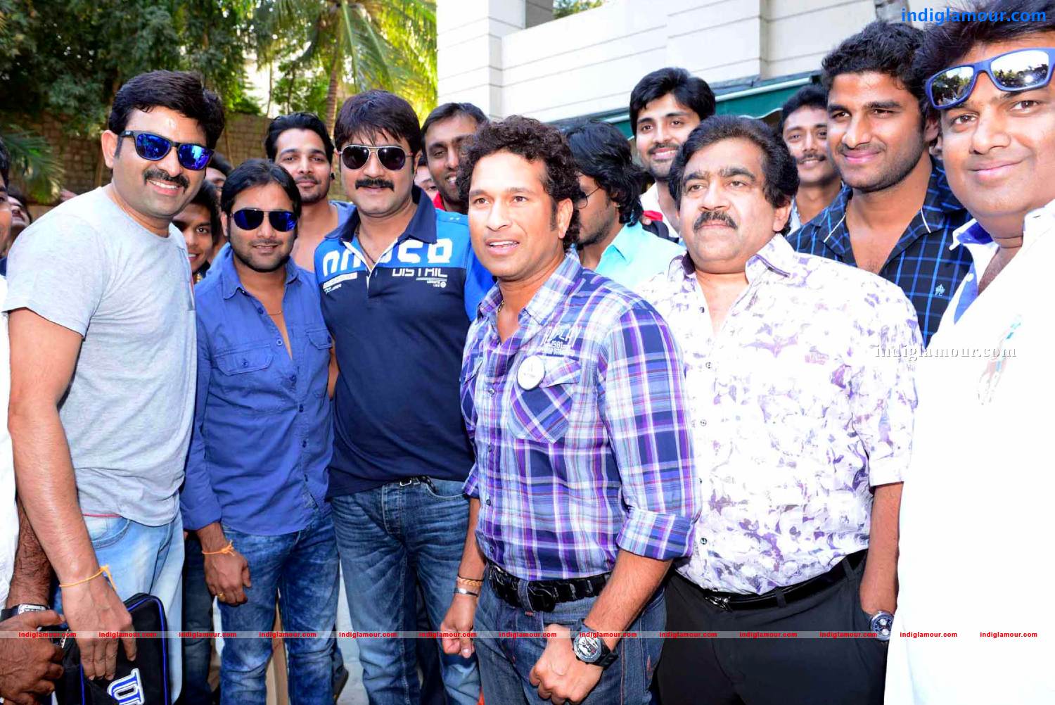 Telugu Warriors Team meet Mr.Sachin And Mr Laxman at ITC Kakatiya Event hd photo