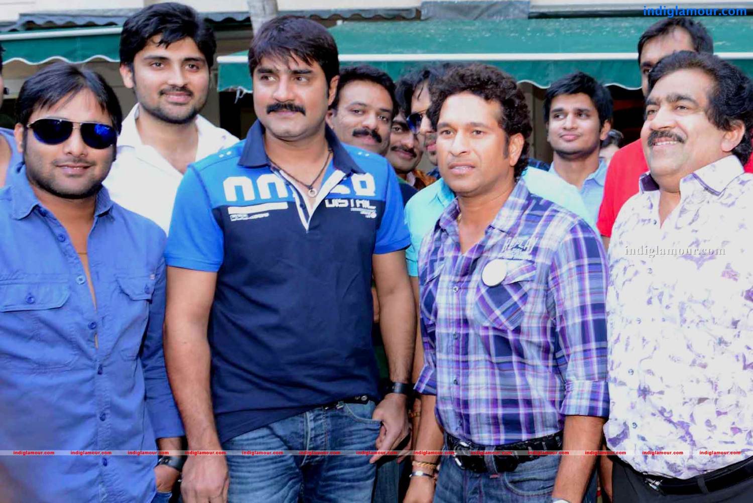 Telugu Warriors Team meet Mr.Sachin And Mr Laxman at ITC Kakatiya Event hd photo