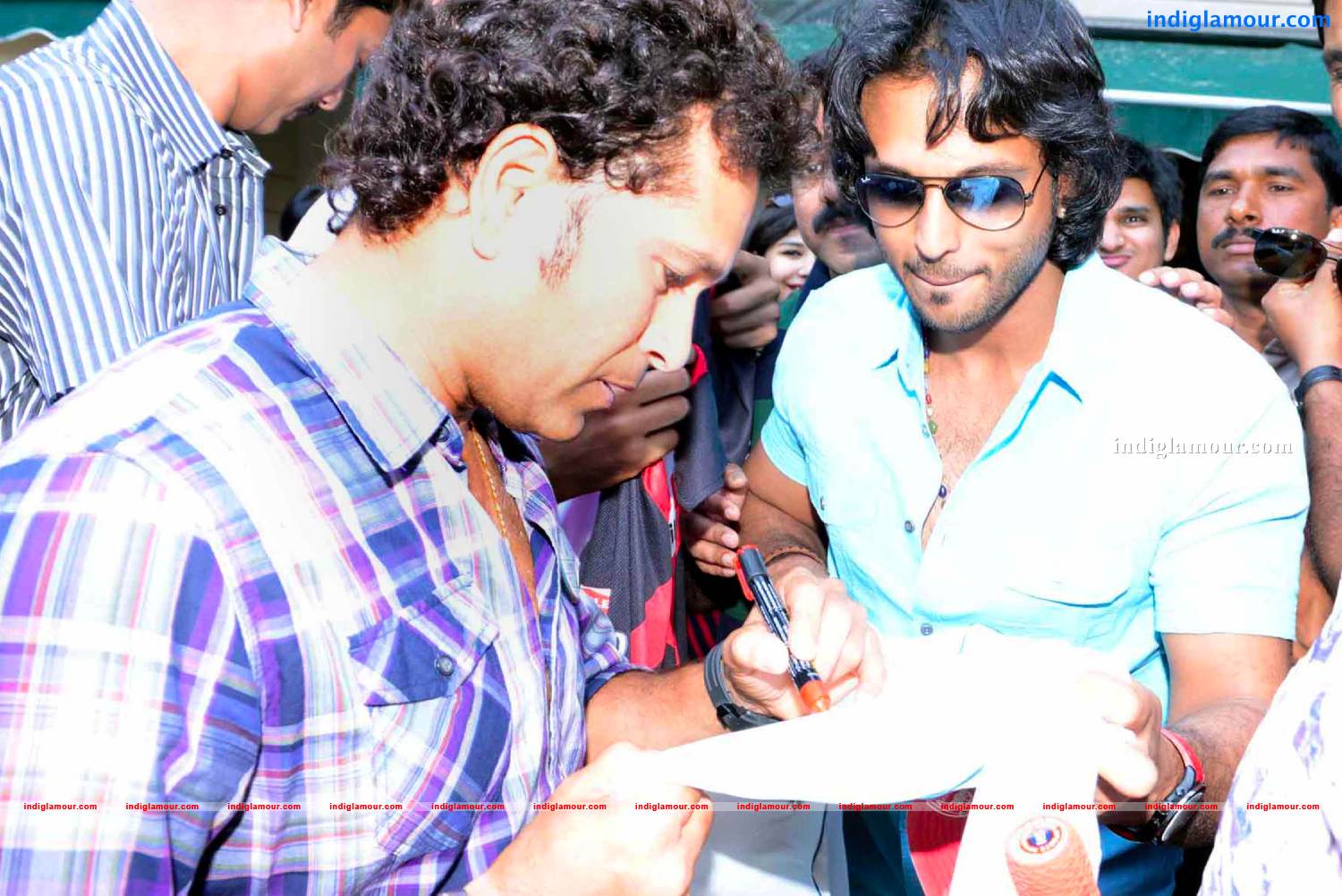 Telugu Warriors Team meet Mr.Sachin And Mr Laxman at ITC Kakatiya Event hd photo