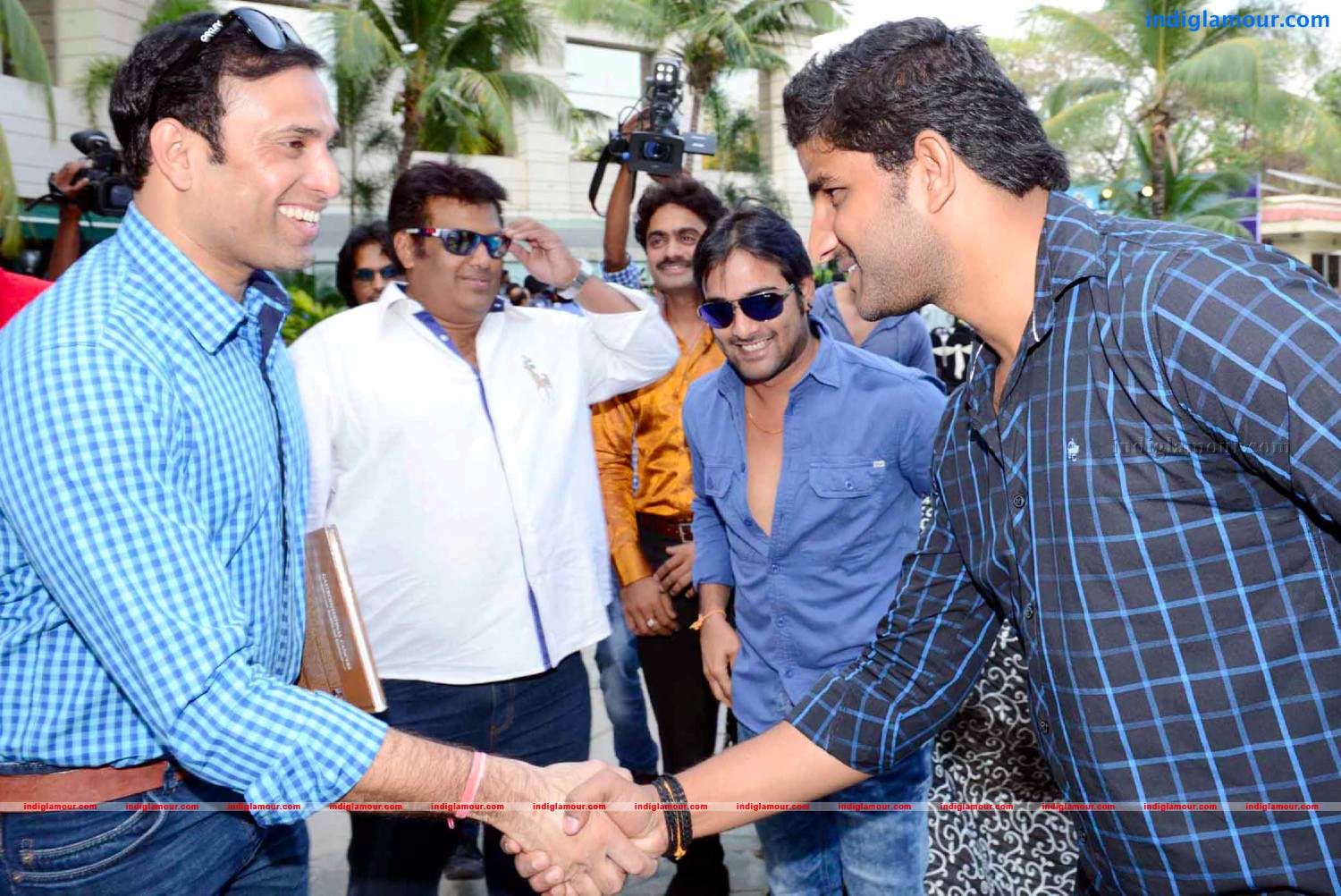 Telugu Warriors Team meet Mr.Sachin And Mr Laxman at ITC Kakatiya Event hd photo