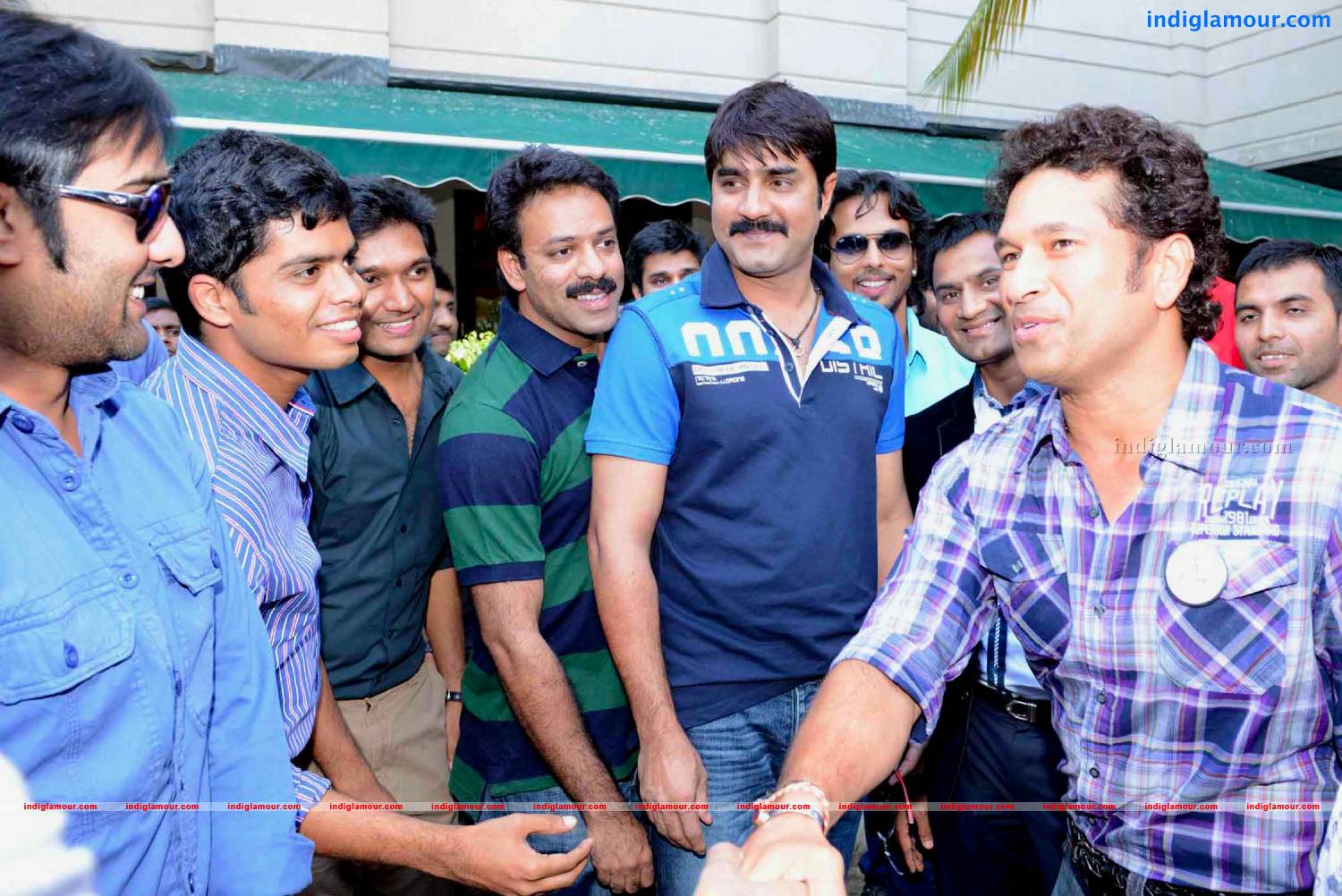 Telugu Warriors Team meet Mr.Sachin And Mr Laxman at ITC Kakatiya Event hd photo