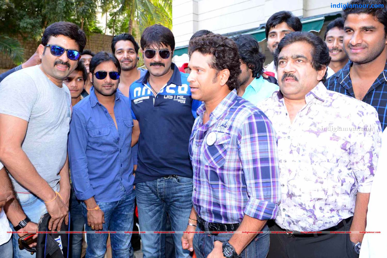 Telugu Warriors Team meet Mr.Sachin And Mr Laxman at ITC Kakatiya Event hd photo