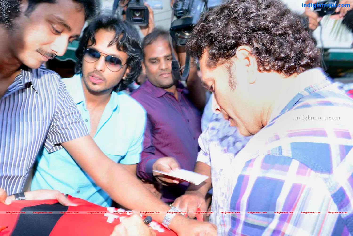 Telugu Warriors Team meet Mr.Sachin And Mr Laxman at ITC Kakatiya Event hd photo