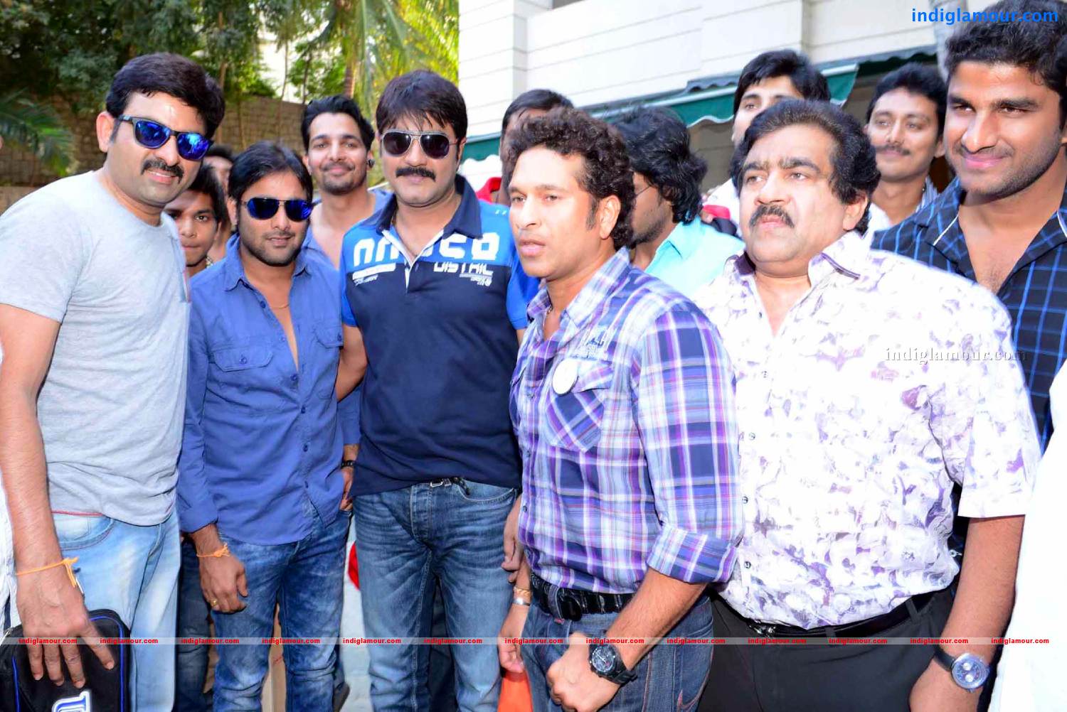 Telugu Warriors Team meet Mr.Sachin And Mr Laxman at ITC Kakatiya Event hd photo