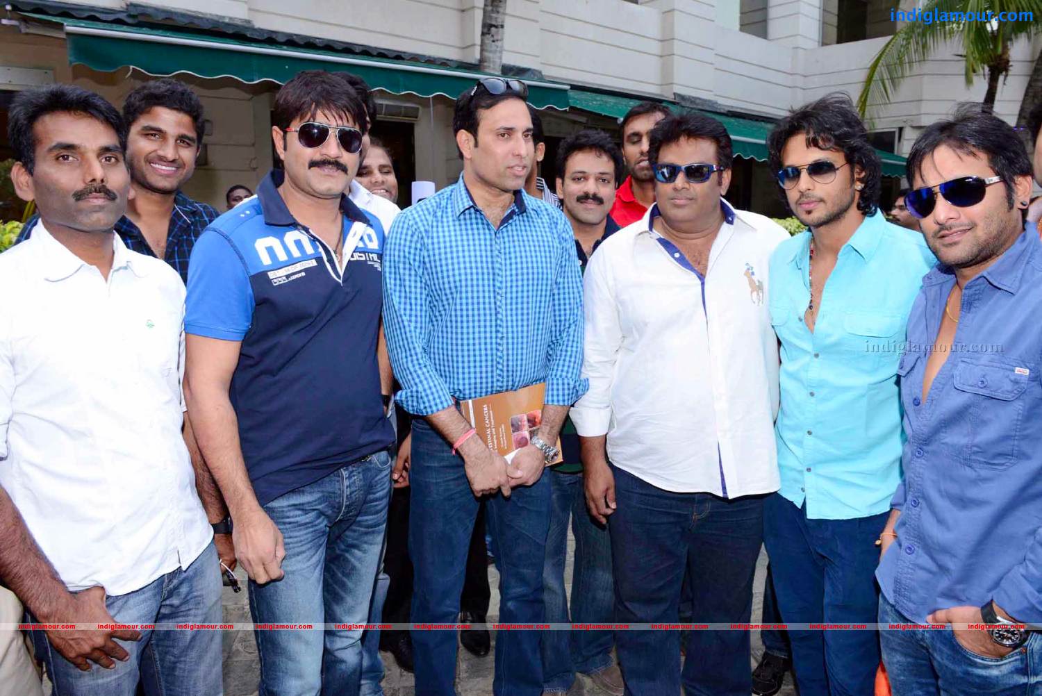 Telugu Warriors Team meet Mr.Sachin And Mr Laxman at ITC Kakatiya Event hd photo