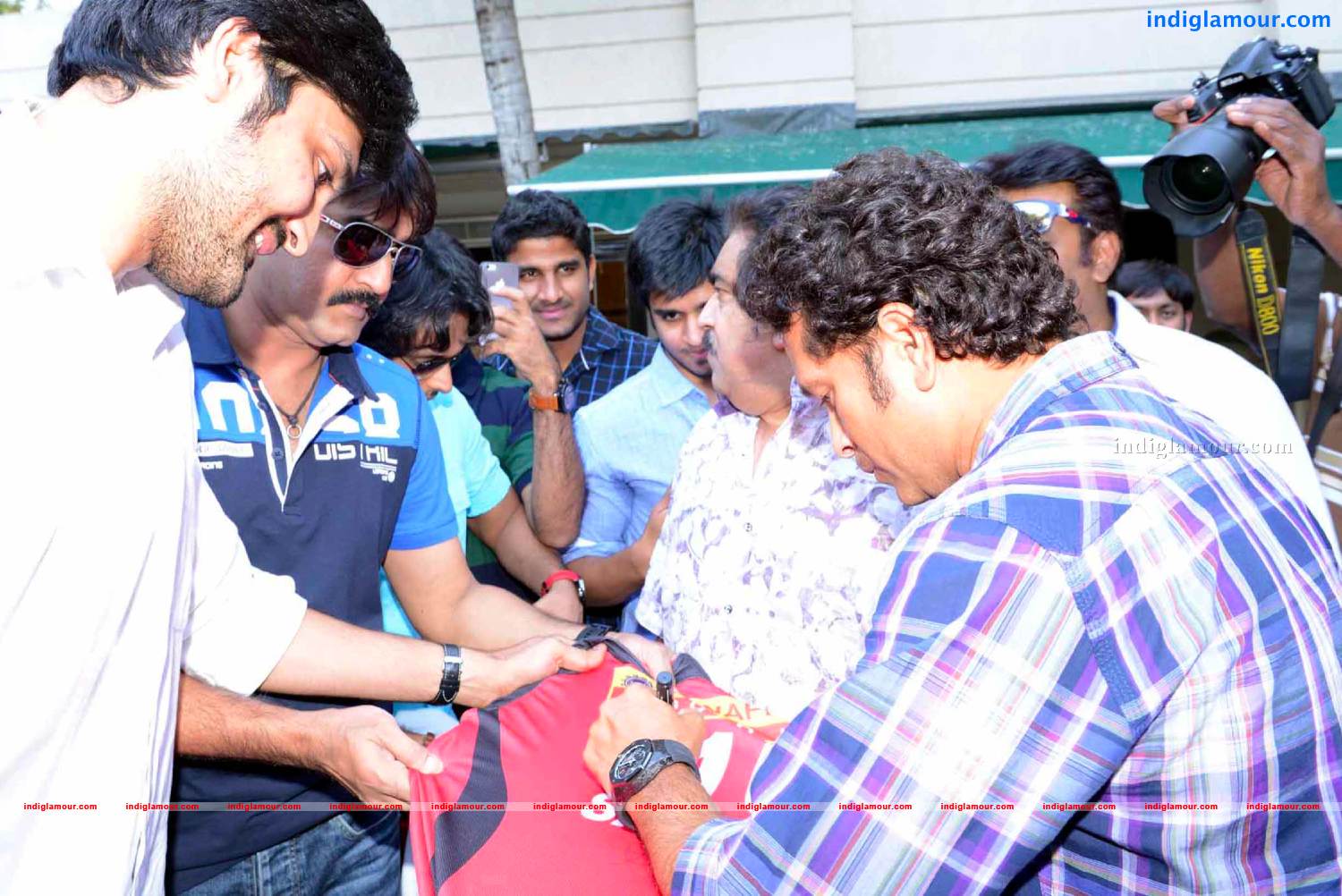 Telugu Warriors Team meet Mr.Sachin And Mr Laxman at ITC Kakatiya Event hd photo