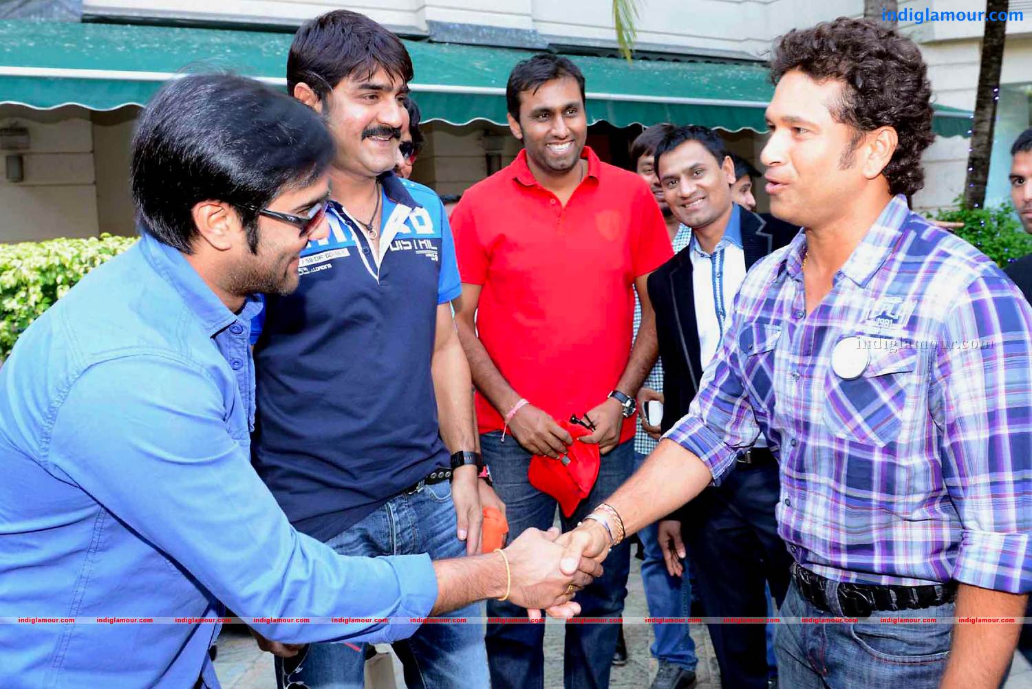 Telugu Warriors Team meet Mr.Sachin And Mr Laxman at ITC Kakatiya Event hd photo
