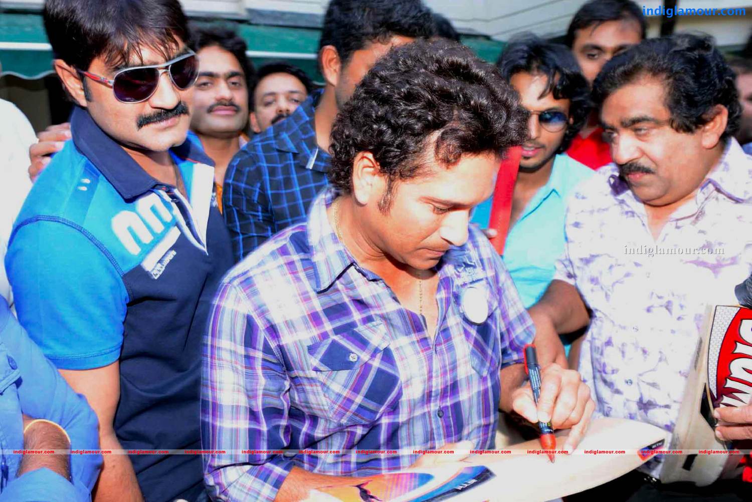 Telugu Warriors Team meet Mr.Sachin And Mr Laxman at ITC Kakatiya Event hd photo