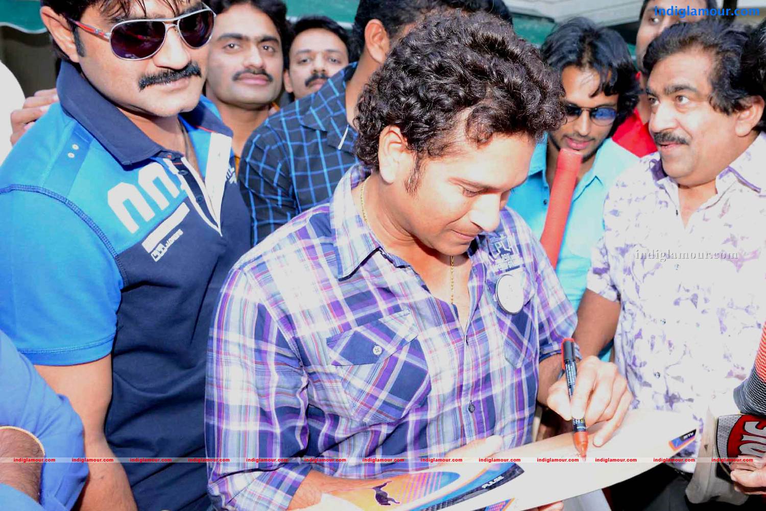 Telugu Warriors Team meet Mr.Sachin And Mr Laxman at ITC Kakatiya Event hd photo
