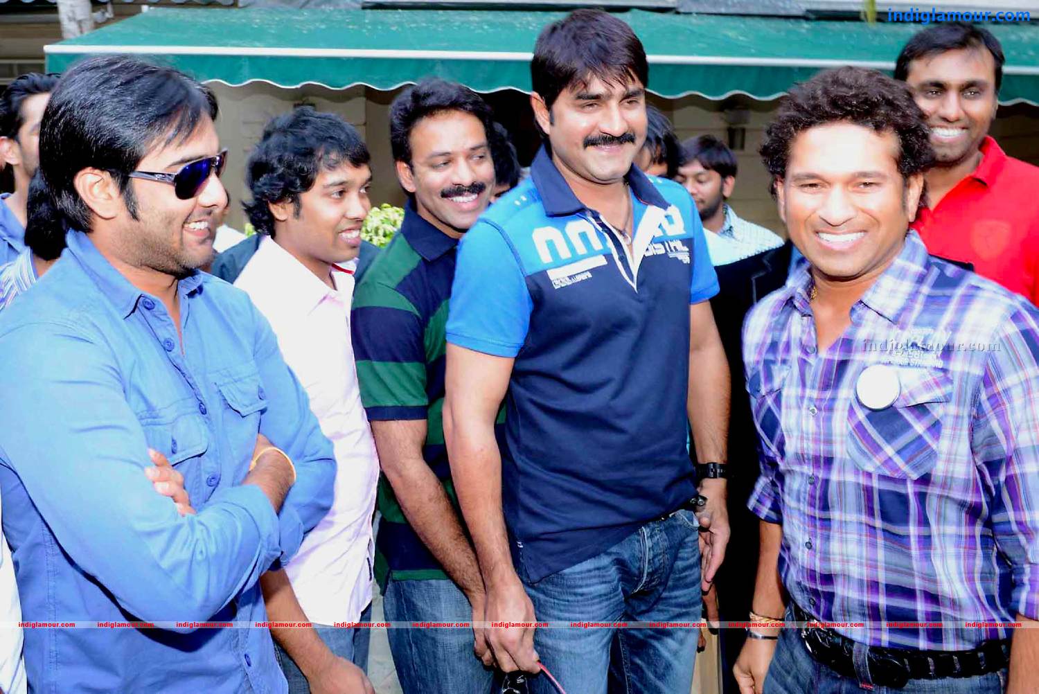 Telugu Warriors Team meet Mr.Sachin And Mr Laxman at ITC Kakatiya Event hd photo