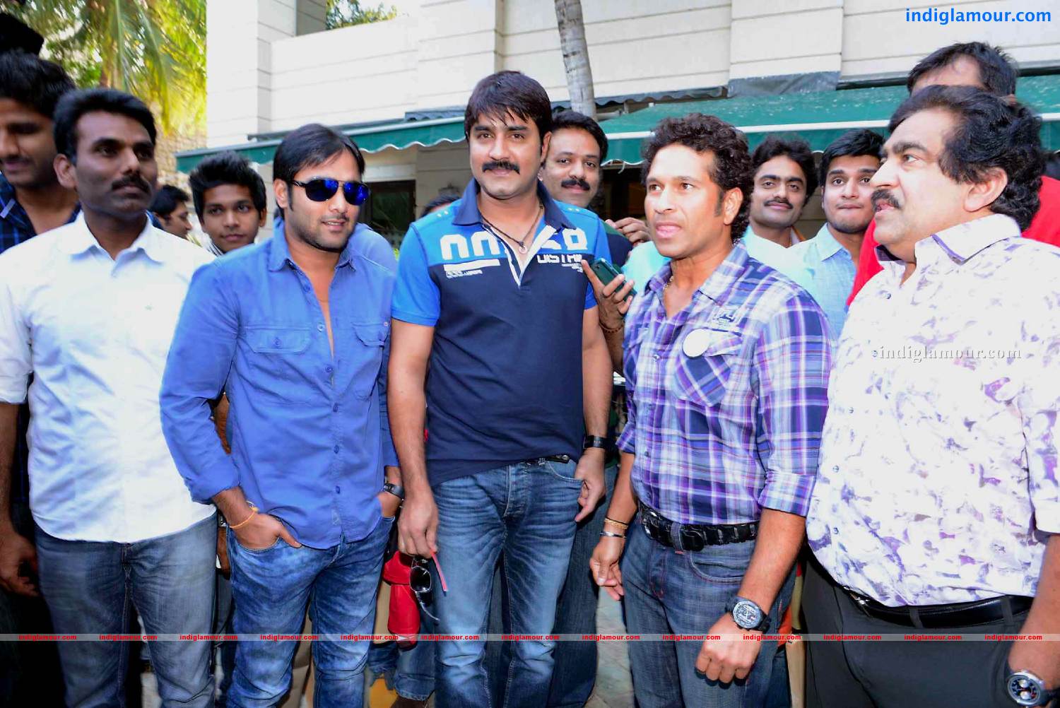 Telugu Warriors Team meet Mr.Sachin And Mr Laxman at ITC Kakatiya Event hd photo