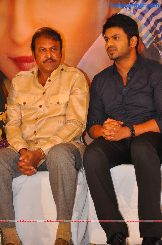 Gundello Godari Movie Platinum Disc Function Event hd photo