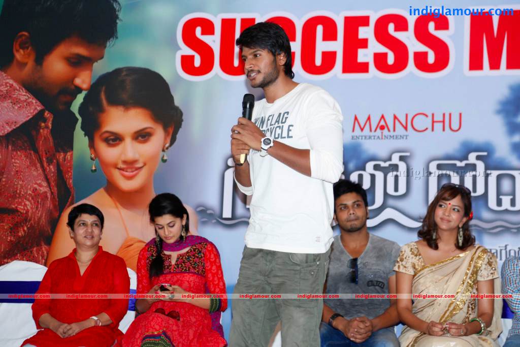 Gundello Godari Movie Success Meet Event hd photo