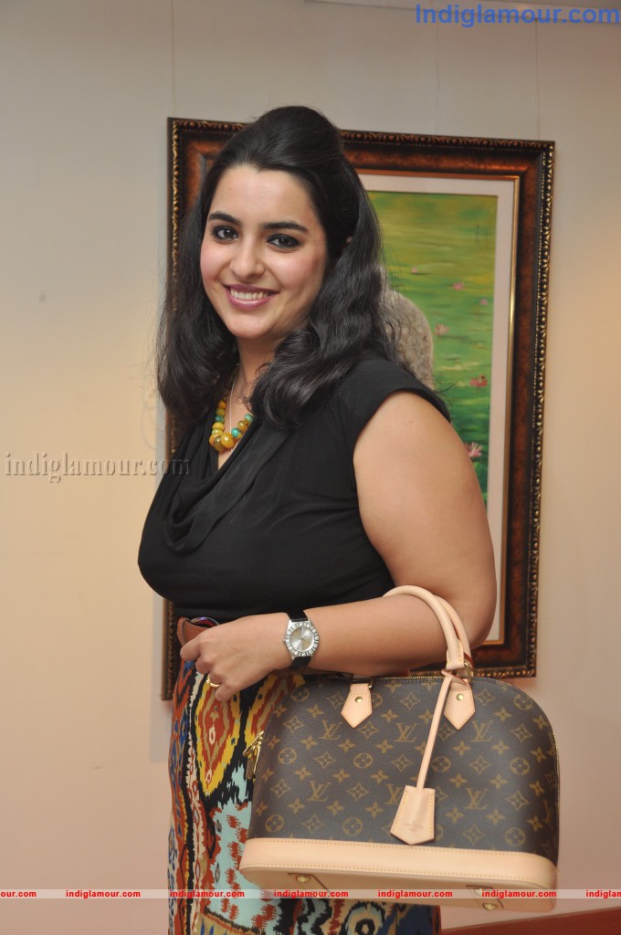 Celebs at Muse Art Gallery Event hd photo