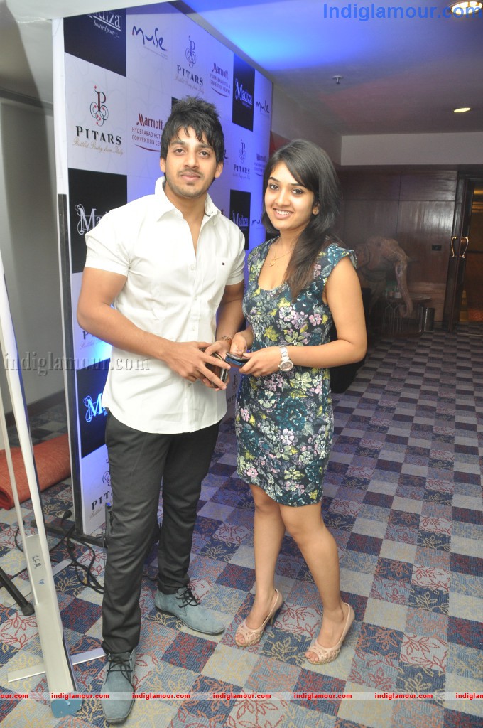 Celebs at Muse Art Gallery Event hd photo