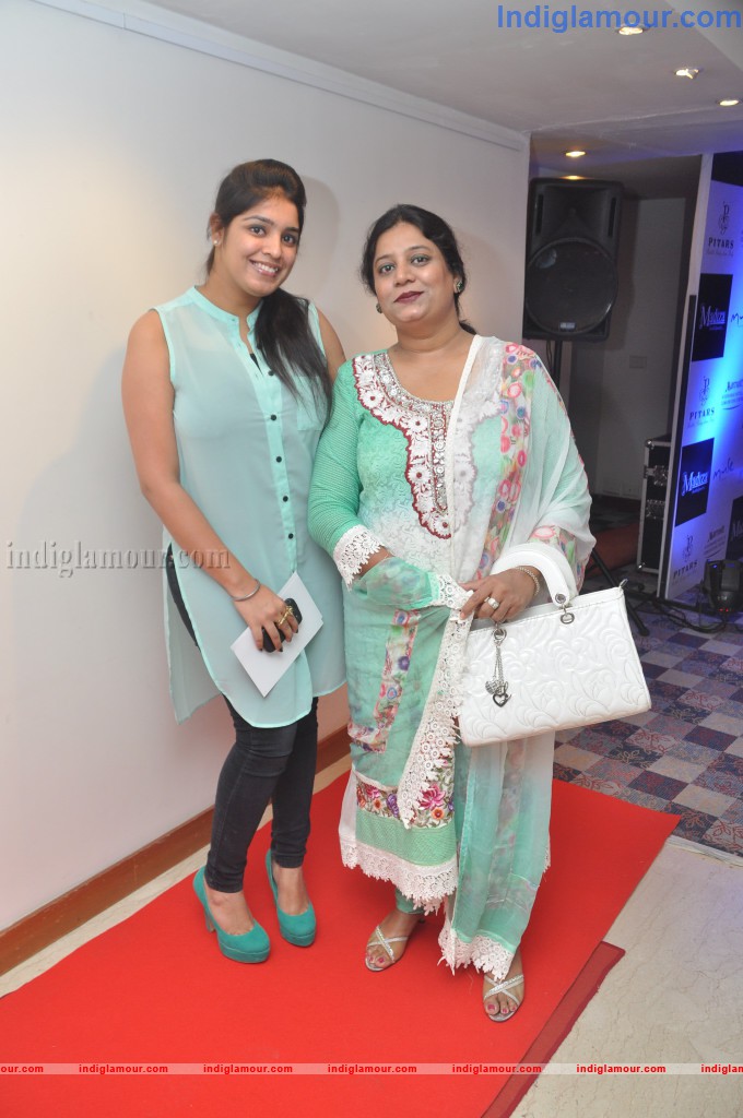Celebs at Muse Art Gallery Event hd photo