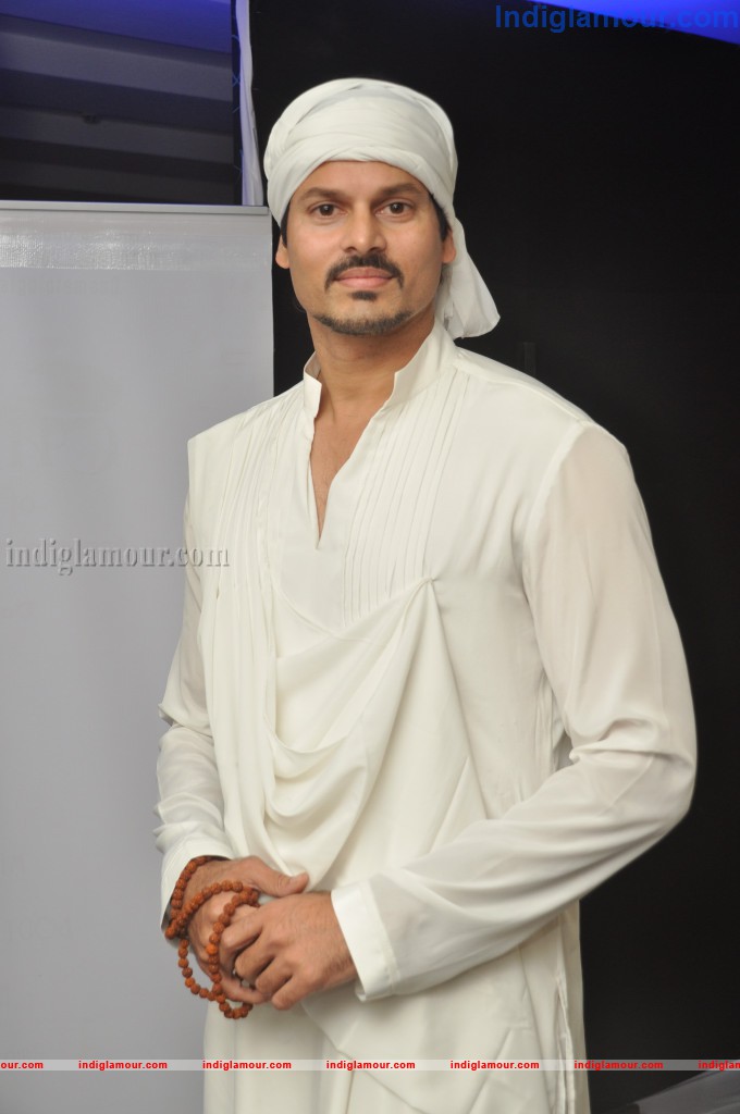 Celebs at Muse Art Gallery Event hd photo