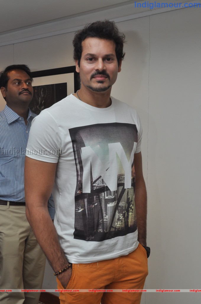Celebs at Muse Art Gallery Event hd photo