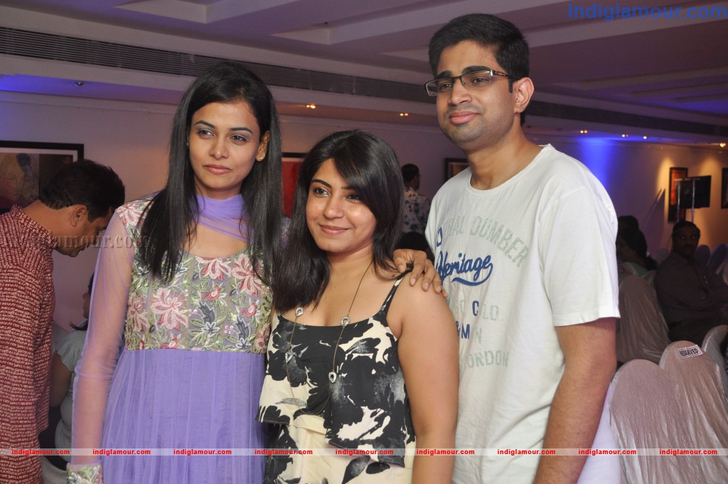 Celebs at Muse Art Gallery Event hd photo