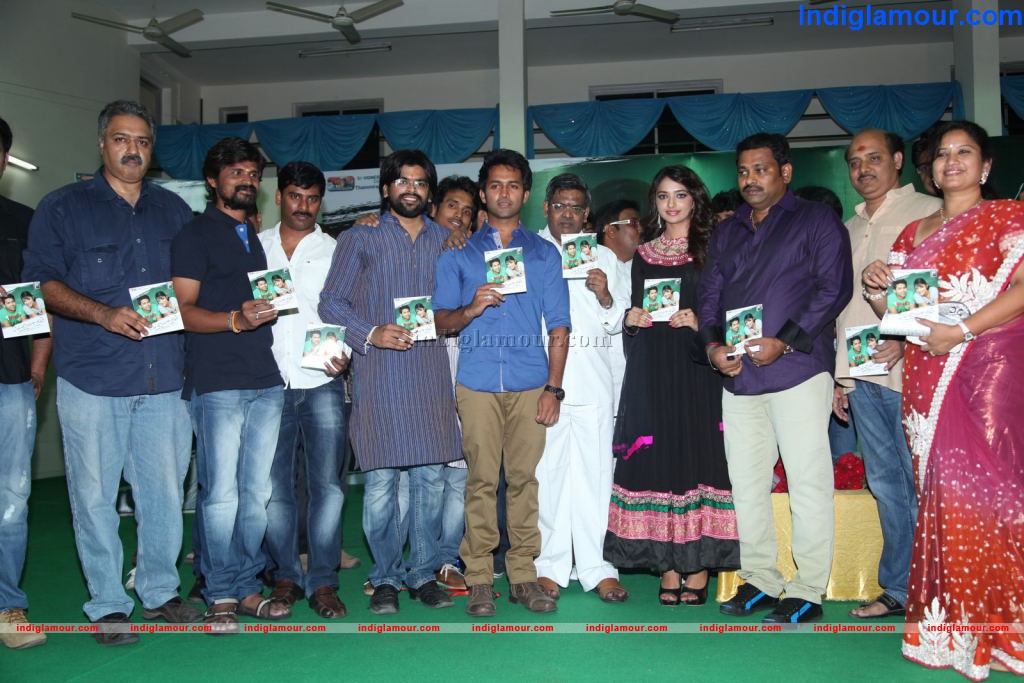 Entha Andanga Unnave Audio Launch Event hd photo