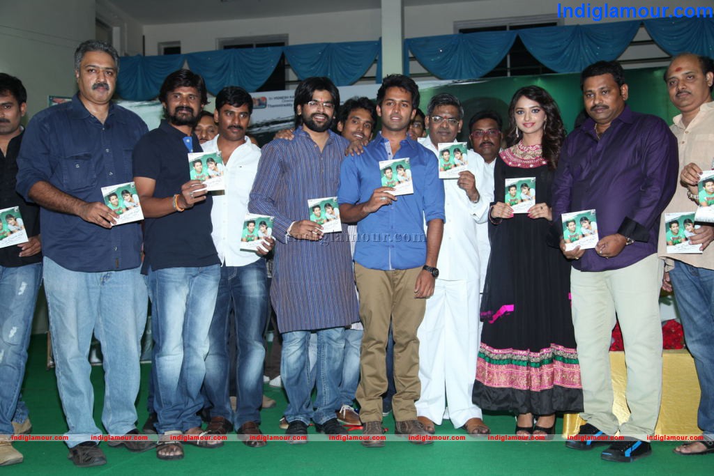 Entha Andanga Unnave Audio Launch Event hd photo