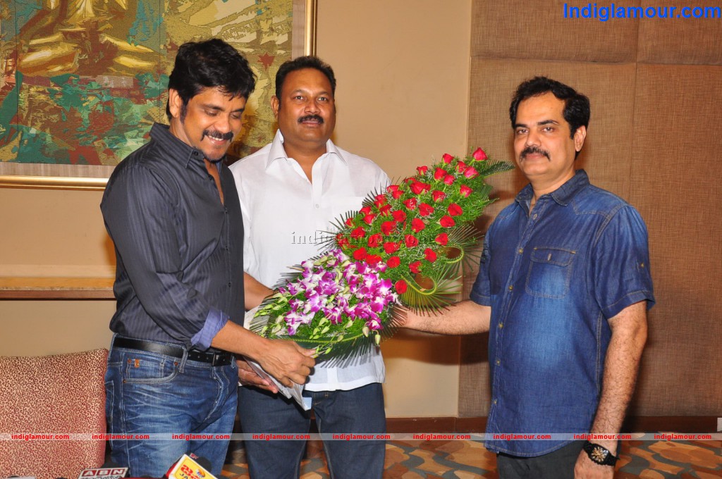 Nagarjuna Praises Tadakha Team Event hd photo