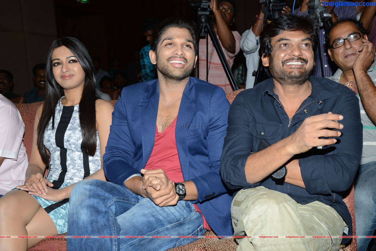 Iddarammayilatho Platinum Disc Function Event hd photo