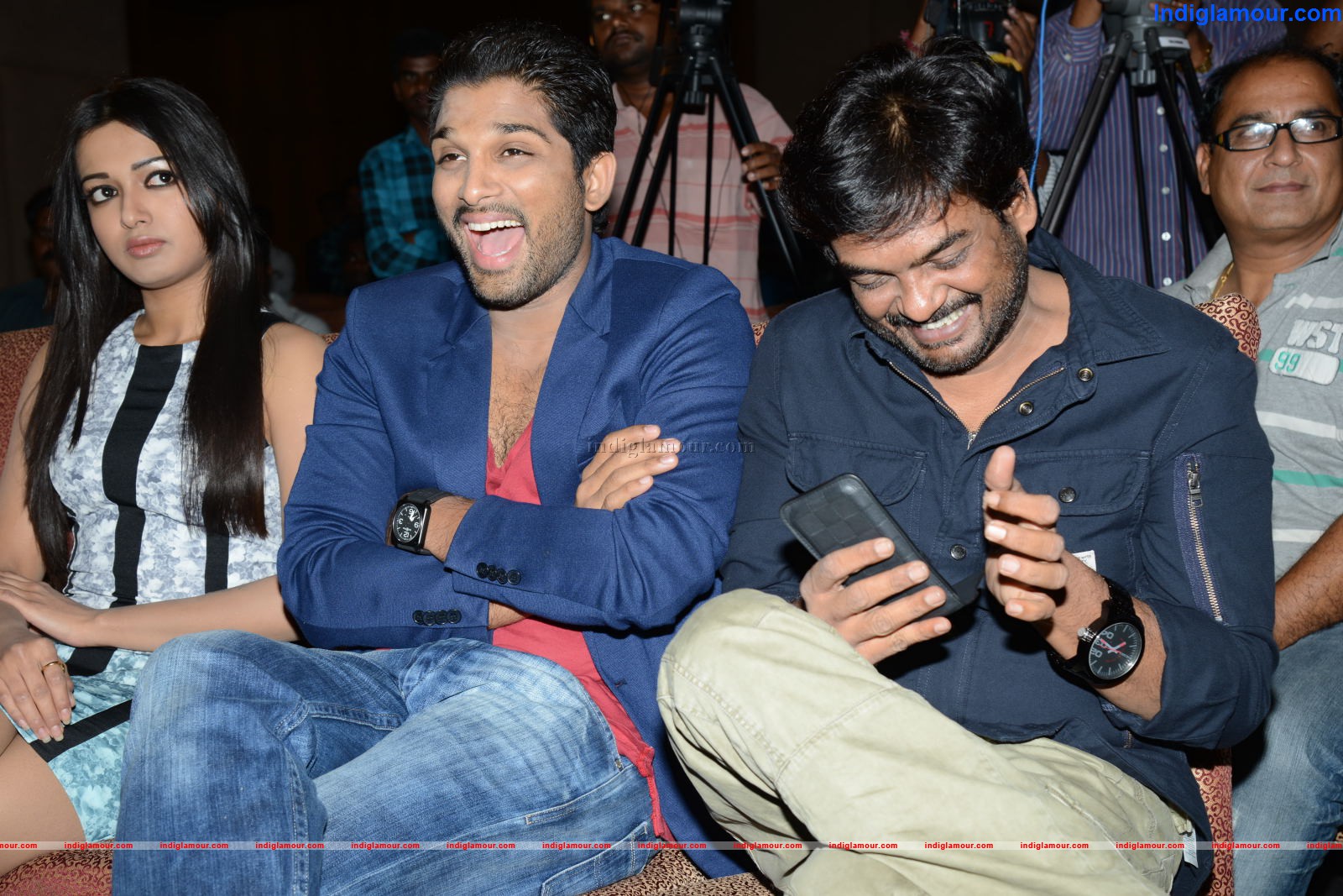 Iddarammayilatho Platinum Disc Function Event hd photo