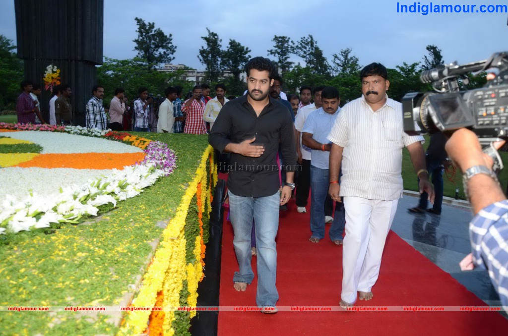 Nandamuri Family at NTR Ghat Event hd photo