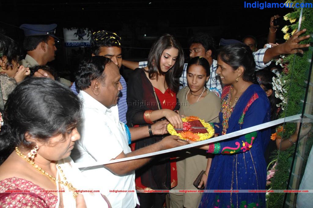 Richa Gangopadhyay Launches Aakruti Lab Event hd photo