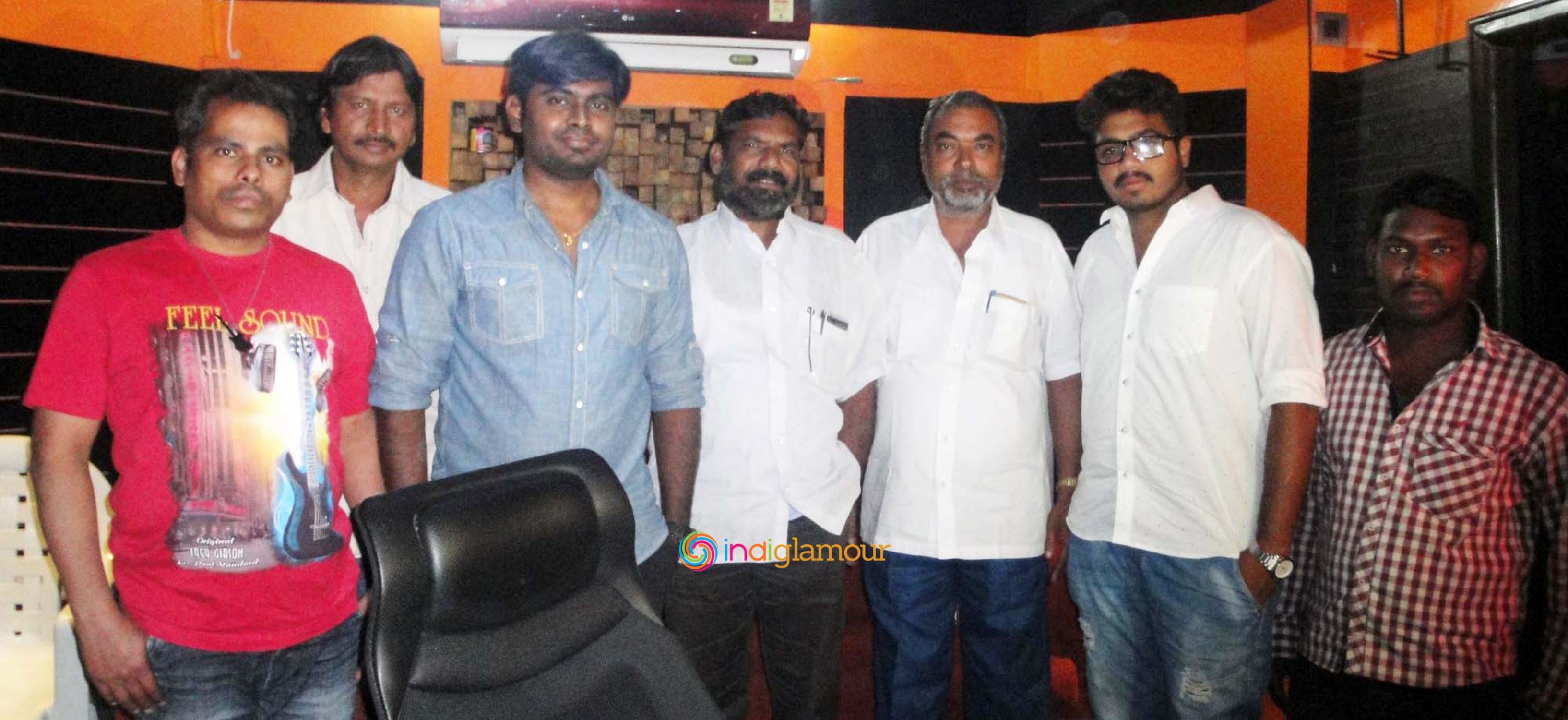 Manasu Pilichindi Movie Song Recording Event hd photo