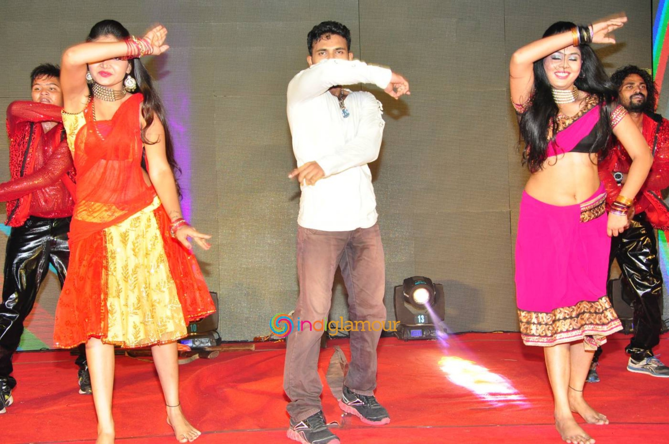 Bengal Tiger Triple Platinum Disc Function Event hd photo
