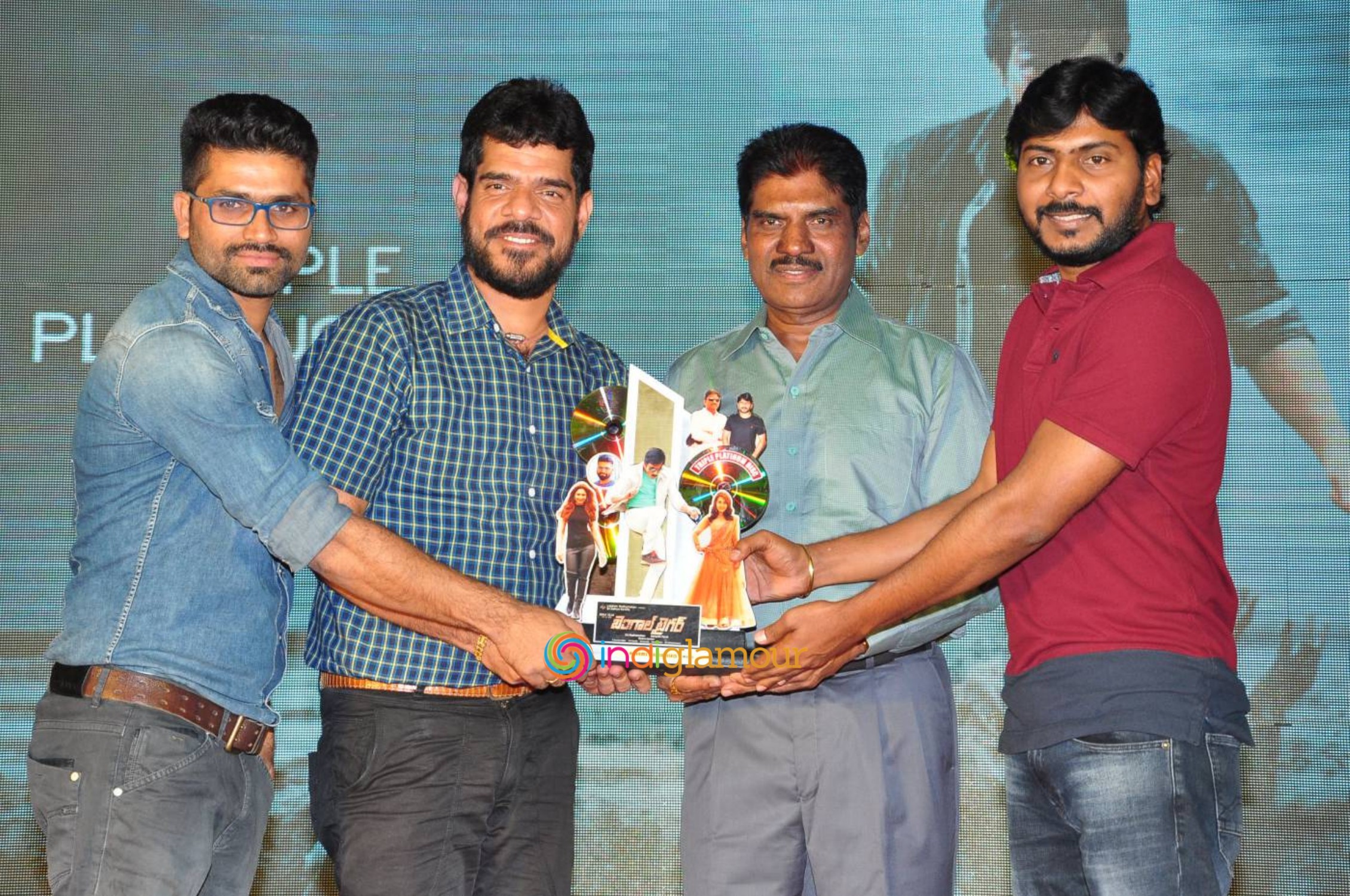 Bengal Tiger Triple Platinum Disc Function Event hd photo