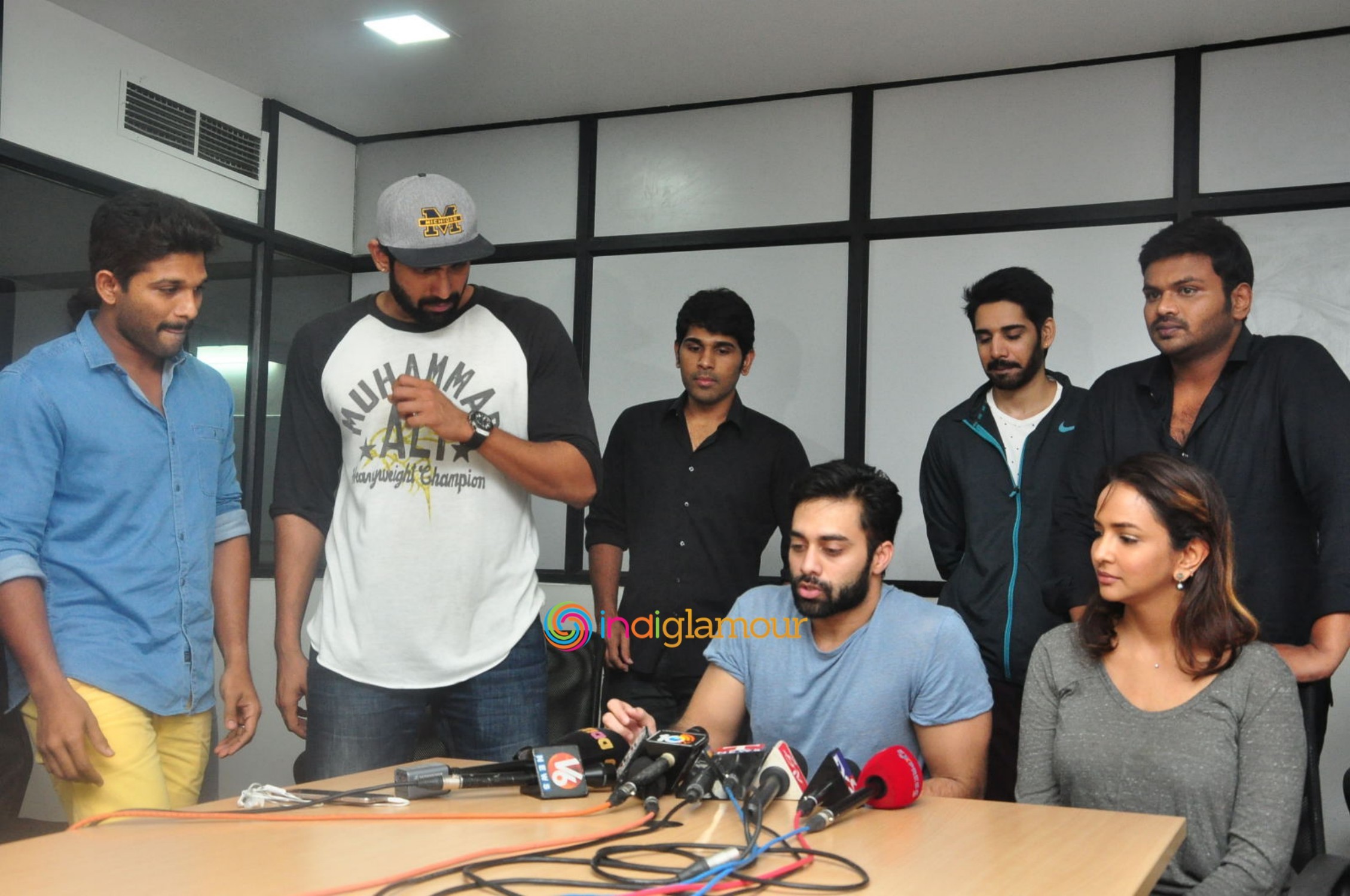 Tollywood Stars Mana Madras Kosam Press Meet Event hd photo