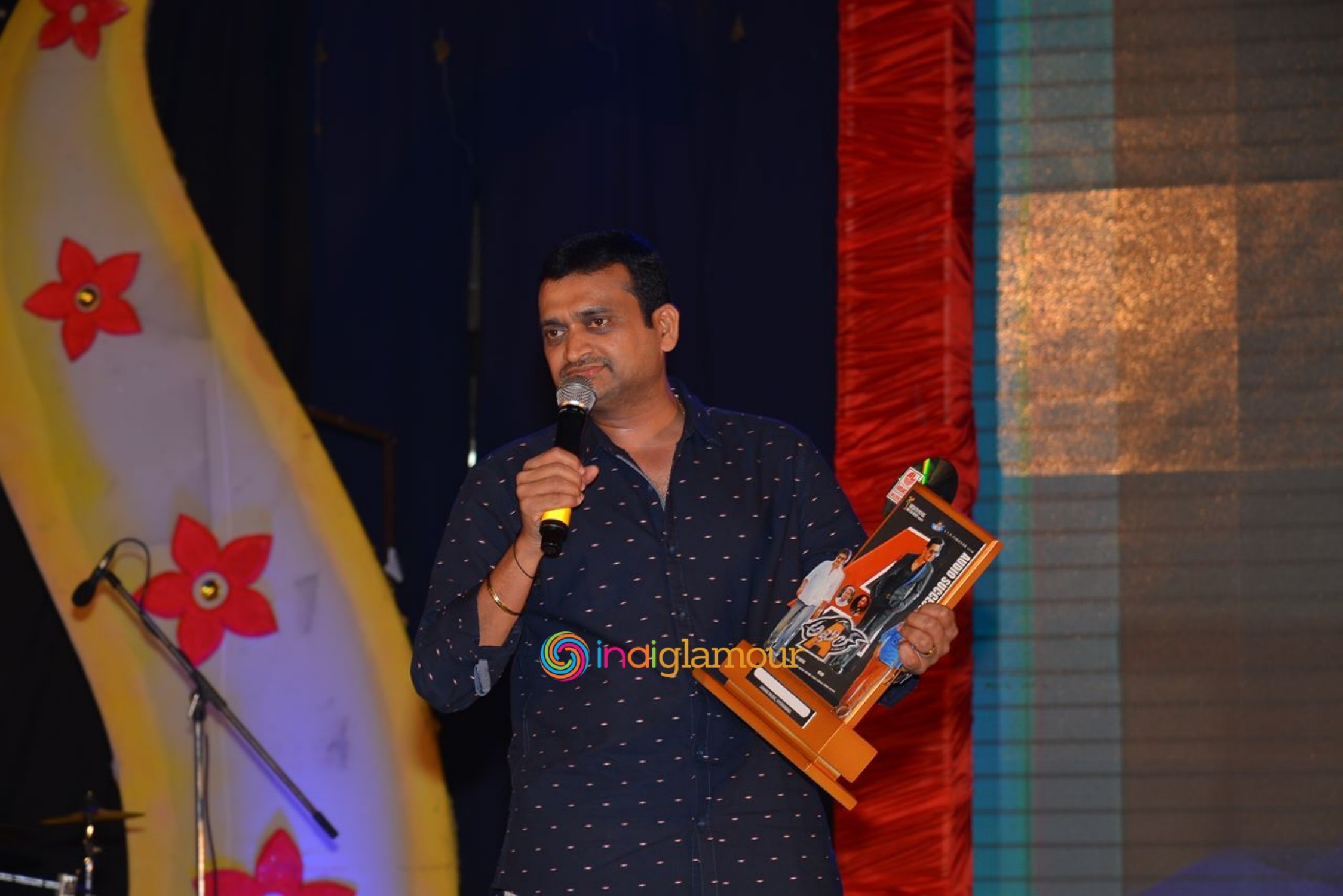Akhil Platinum Disc Function Event hd photo