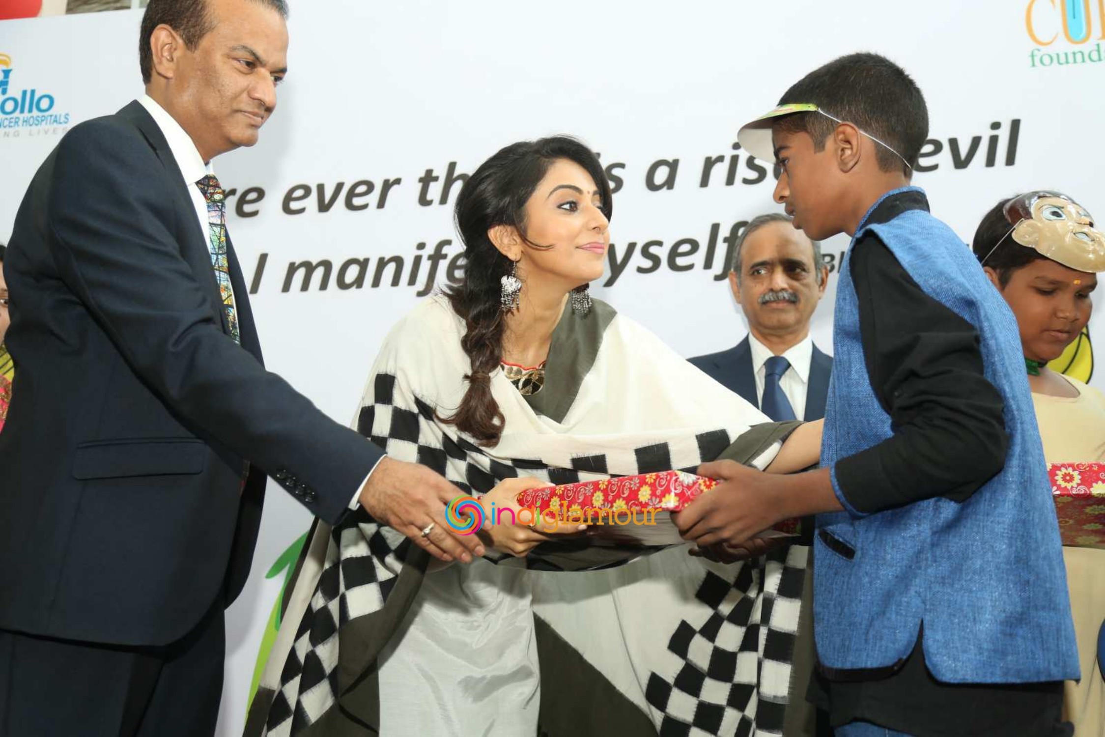 Rakul Preet Singh at Appollo Childrens Day Celebrations Event hd photo