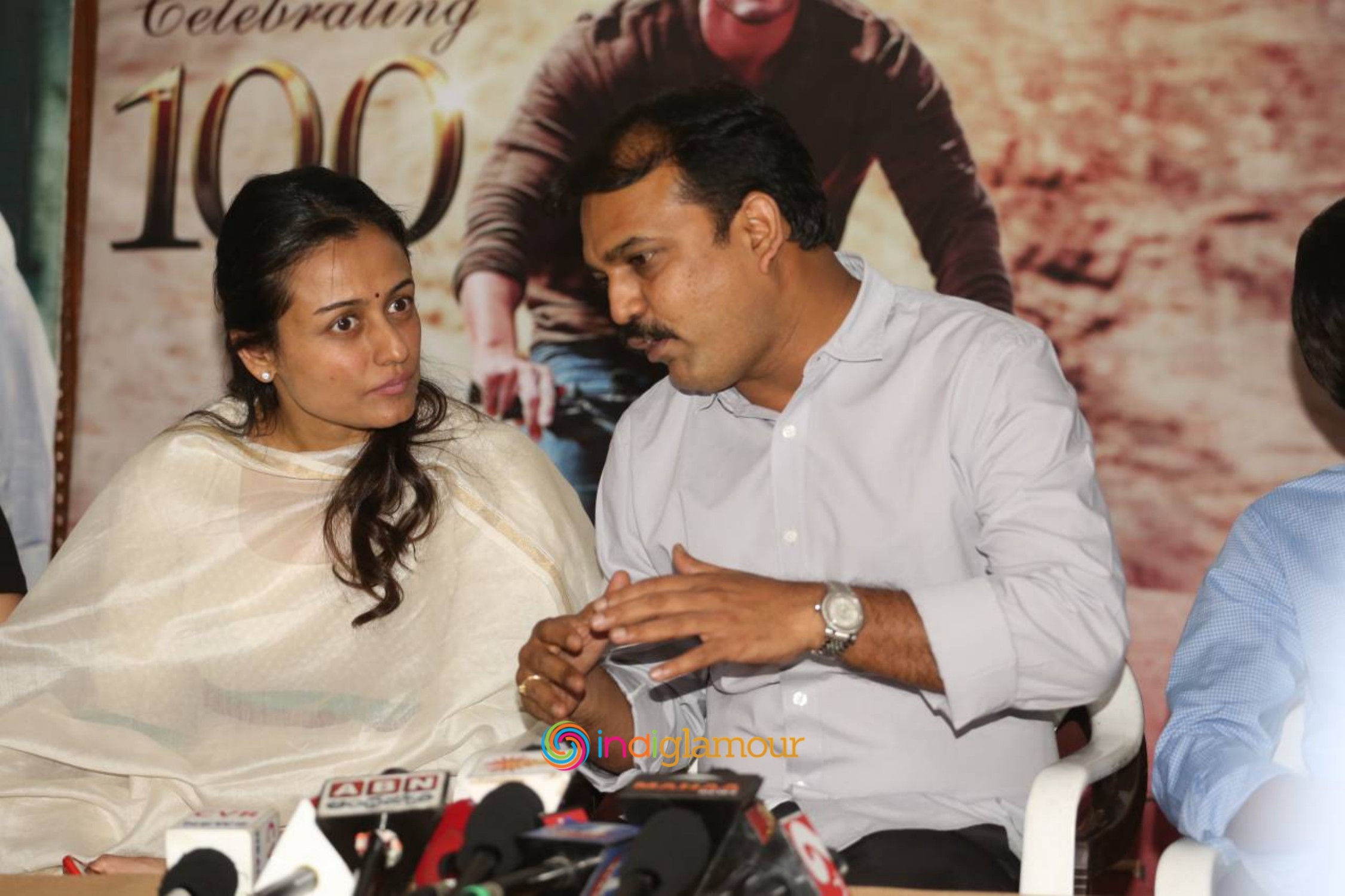 Srimanthudu New Press Meet Event hd photo