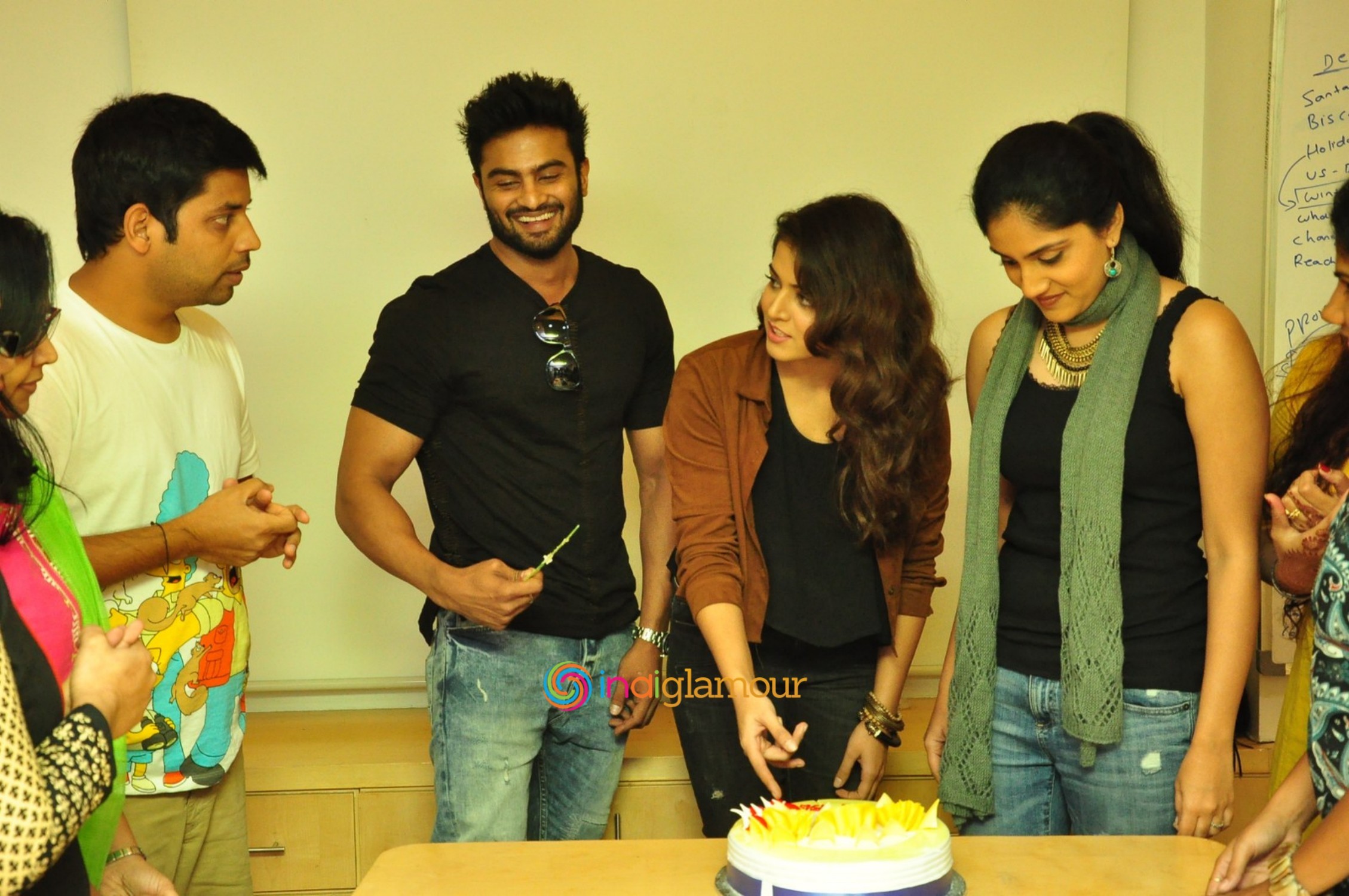 Bhale Manchi Roju Team at Radio Mirchi Event hd photo