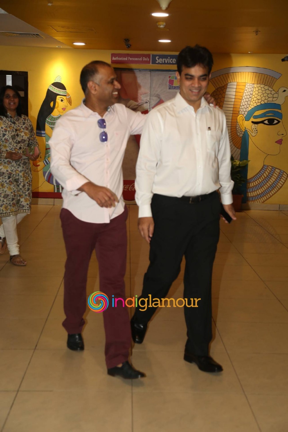 Size Zero Threater Coverage Event hd photo