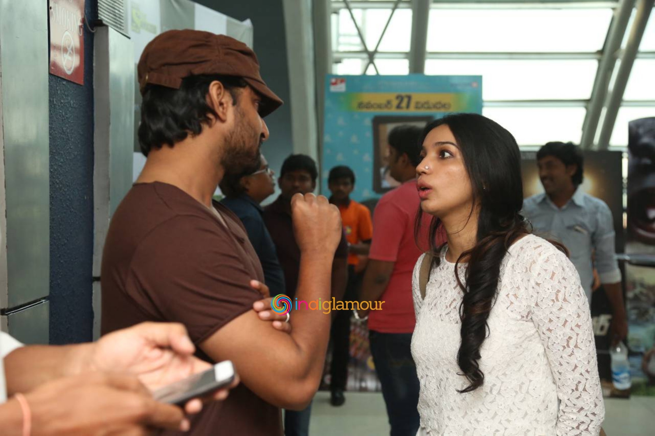Size Zero Threater Coverage Event hd photo