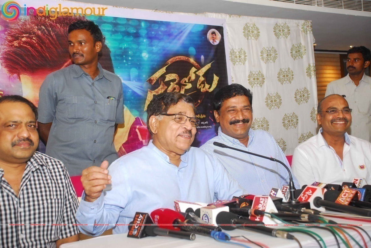 Sarainodu Press Meet stills Event hd photo