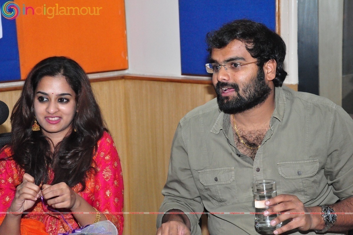 Savitri Team at Radio City Event hd photo