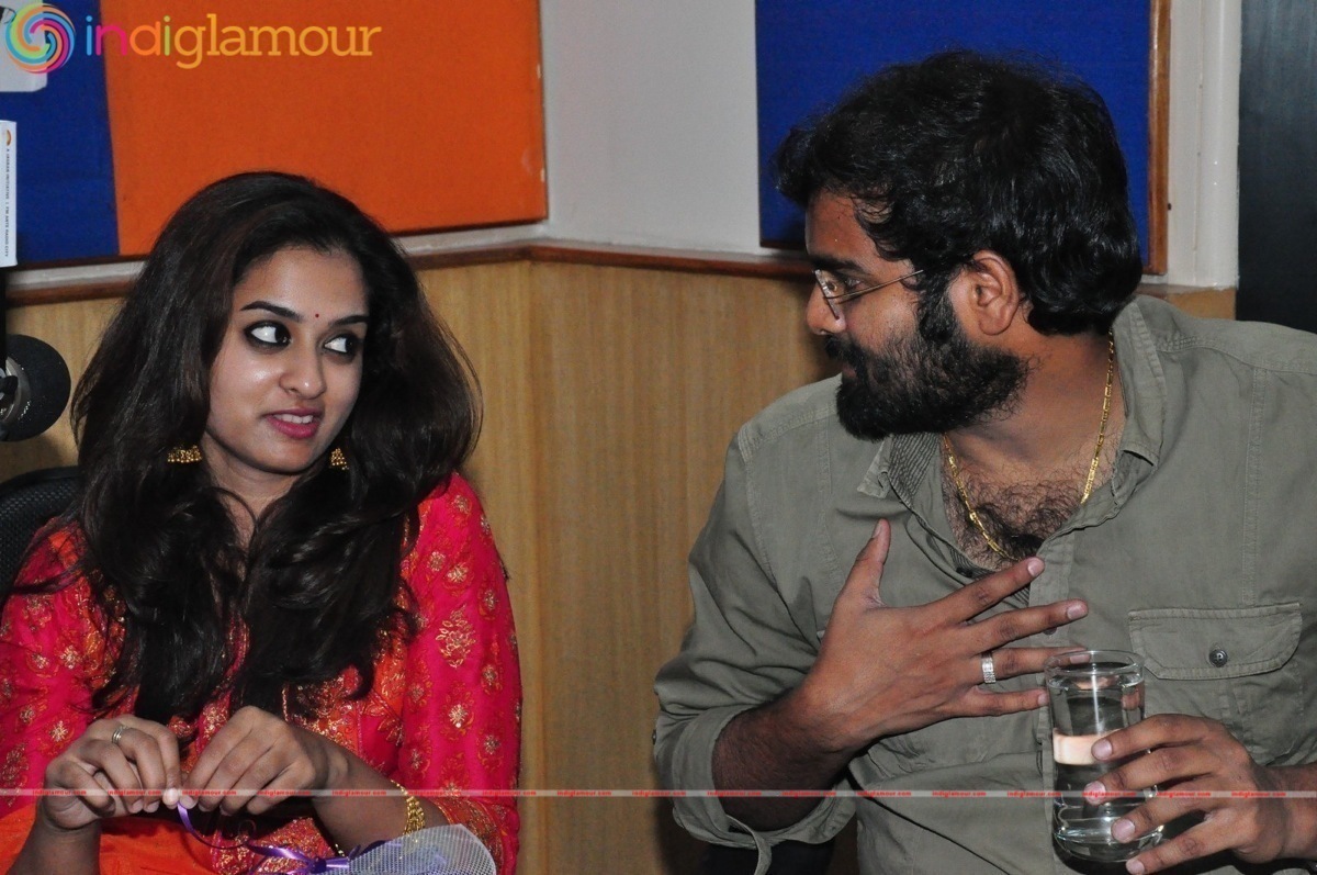 Savitri Team at Radio City Event hd photo